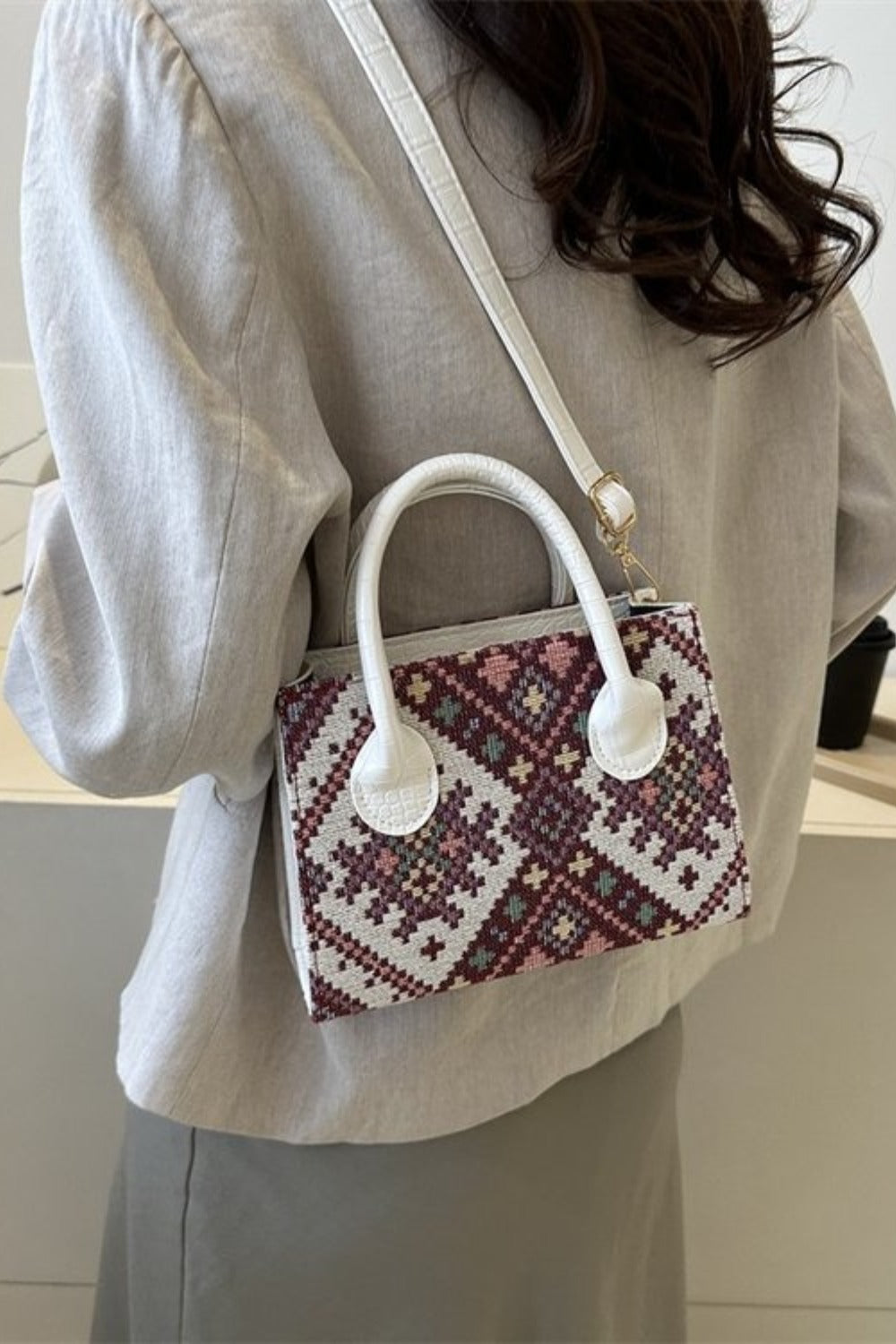 Geometric PU Leather Strap Handbag - Stylish & Compact